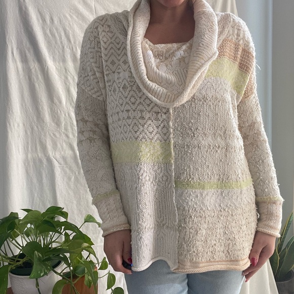 Free People Sweater - Picture 3 of 3